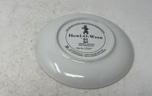 Load image into Gallery viewer, Franklin Mint Howl-O-Ween Limited Edition Porcelain Collector Plate By Bill Bell
