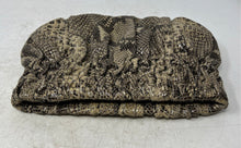 Load image into Gallery viewer, Michael Kors Womens Beige Black Snakeskin Inner Pockets Clutch Purse
