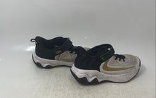 Load image into Gallery viewer, Nike Kids Giannis Immortality 4 IH7665-003 White Black Sneaker Shoes Size 2Y
