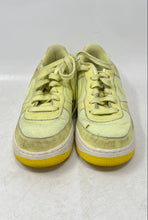 Load image into Gallery viewer, Nike Boys Air Force 1 LV8 AV8183-800 Yellow Lace-Up Sneaker Shoes Size 6.5Y
