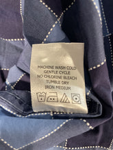 Load image into Gallery viewer, Vintage Italia Mens Blue Plaid Cotton Collared Button-Up Shirt Size Medium

