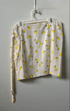 Load image into Gallery viewer, Forever 21 Womens White Lemon Print Side Zip Mini Wrap Skirt Size Medium

