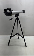 Load image into Gallery viewer, National Geographic CF600PM Silver Black Carbon Fiber 50mm Pan Handle Telescope
