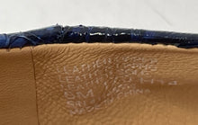 Load image into Gallery viewer, Authentic Tory Burch Womens Bedford Blue Snakeskin Print Ballet Flats Size 6 M
