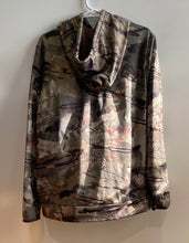 Load image into Gallery viewer, Under Armour Mens Green Brown Camouflage Long Sleeve Pullover Hoodie Size XL
