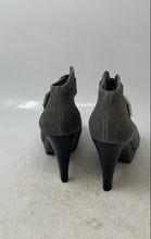 Load image into Gallery viewer, Michael Kors Womens Gray Peep Toe High Stiletto Platform Heels Size 6.5
