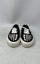 Load image into Gallery viewer, Straye Unisex Black Skeleton Bone Print Canvas Sneakers Shoes Size M4 W5.5
