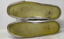 Load image into Gallery viewer, Authentic Karl Lagerfeld Womens Jules White Sneakers Shoes Size 9.5M Damaged
