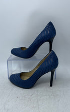 Load image into Gallery viewer, Kenneth Cole Womens Dark Blue Animal Print Slip-On Closed Toe Pump Heels Size 6M
