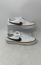 Load image into Gallery viewer, Nike Mens Court Legacy White Low Top Lace-Up Sneaker Shoes Size 6.5
