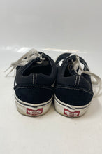 Load image into Gallery viewer, Vans Unisex Off The Wall 751505 Black And White Sneaker Shoes Size M6 W7.5
