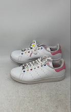 Load image into Gallery viewer, Adidas X Hello Kitty Girls Stan Smith ID7230 White Pink Sneakers Shoes Size 5.5
