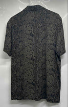 Load image into Gallery viewer, Forever 21 Mens Green Snakeskin Print Short Sleeve Button-Up Shirt Size Small
