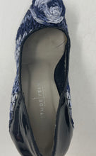 Load image into Gallery viewer, Latitude Femme Womens Navy Blue Vero Cuoio Slip-On Pump Heels Size EU 38.5
