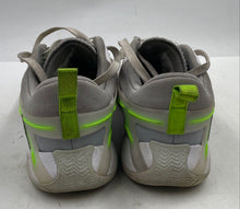 Load image into Gallery viewer, Authentic Nike Womens Air Jordan Heir Series Multicolor Basketball Shoes Size 10
