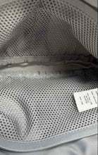 Load image into Gallery viewer, Lululemon Womens Gray Inner Pockets Detachable Strap Belt Bag &amp; Fanny Pack
