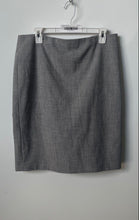 Load image into Gallery viewer, Banana Republic Womens Gray Plaid Back-Zip Straight &amp; Pencil Skirt Size 12
