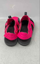 Load image into Gallery viewer, Nike Kids Sunray Protect 2 Pink And Gray Hook &amp; Loop Sports Sandals Size 3Y
