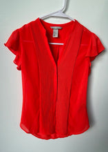 Load image into Gallery viewer, H&amp;M Womens Orange Chiffon Pleated Front Short Flutter Sleeve Blouse Top Size 2

