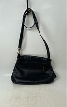Load image into Gallery viewer, Vera Pelle Womens Black Inner Pockets Adjustable Strap Shoulder Crossbody Bag
