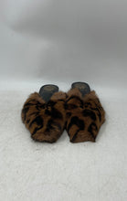 Load image into Gallery viewer, Vince Camuto Womens Samara Brown Black Slip-On Cozy Slide Sandals Size 6.5M
