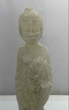 Load image into Gallery viewer, White Collectible Classic Freestanding Decorative Female Figure Statue
