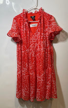 Load image into Gallery viewer, DKNY Womens Red Floral Short Flutter Sleeve V-Neck Fit &amp; Flare Dress Size 8
