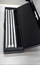 Load image into Gallery viewer, Kino Flo Diva-Lite 401 Fixture Light With Carrying Case Not Tested
