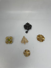 Load image into Gallery viewer, Pins Or Brooches Multicolored (5Pcs)
