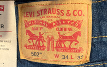 Load image into Gallery viewer, Levi's Mens 502 Blue Denim Dark Wash Pockets Stretch Tapered Jeans Size 34x32
