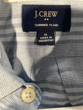 Load image into Gallery viewer, J. Crew Mens Light Blue Collared Long Sleeve Button-Up Shirt Size Medium
