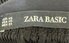 Load image into Gallery viewer, Zara Womens Black Elastic Waist Pleated Long Maxi Skirt Size XS

