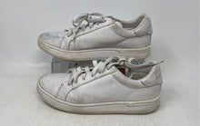 Load image into Gallery viewer, Coach Womens White Round Toe Low Top Lace-Up Sneaker Shoes Size 6B
