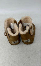 Load image into Gallery viewer, UGG Unisex Baby Lemmy II 1018136I Brown Suede Sheepskin Button Booties Size 0/1
