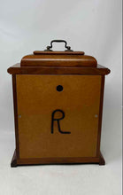 Load image into Gallery viewer, Vintage Brown Wooden Case Quartz Roman Numeral Battery Operated Mantle Clock
