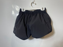 Load image into Gallery viewer, Lululemon Womens Hotty Hot Black Activewear Pull-On Athletic Shorts Size 6 Tall
