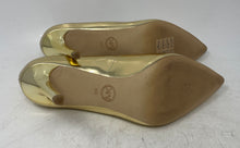 Load image into Gallery viewer, Michael Kors Womens Elisa Gold-Tone Leather Slip-On Stiletto Pump Heels Size 8 M
