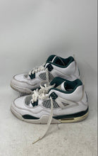 Load image into Gallery viewer, Nike Boys Air Jordan 4 FQ8213-103 White Green Lace-Up Sneakers Shoes Size 5.5Y
