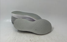 Load image into Gallery viewer, New Balance Womens Fresh Foam Zante Gray Lace-Up Low Top Running Shoes Size 7
