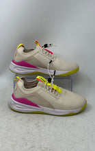 Load image into Gallery viewer, Clove Unisex Classic CL009 Cream Pink Round Toe Sneaker Shoes Size M7-W8.5
