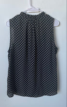 Load image into Gallery viewer, Banana Republic Womens Black White Check Sleeveless Button Front Blouse Top Sz L
