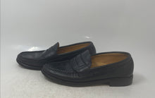 Load image into Gallery viewer, Sebago Mens Black Leather Moc Toe Slip-On Penny Loafer Shoes Size 7
