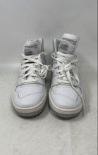 Load image into Gallery viewer, New Balance Mens 650 BB650RWW White Leather Lace-Up Sneaker Shoes Size 9 D
