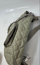 Load image into Gallery viewer, Steve Madden Womens Green Quilted Inner Pocket Adjustable Strap Fanny Pack
