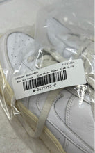 Load image into Gallery viewer, Nike Kids Air Force 1 Low White Low Top Lace-Up Sneaker Shoes Size 6.5Y

