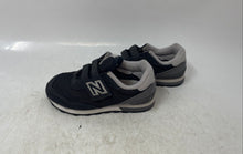 Load image into Gallery viewer, New Balance Mens 574 Black Gray Lace-Up Low Top Round Toe Sneaker Shoes Size 7
