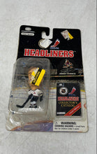 Load image into Gallery viewer, Corinthian Black White NHL 1997 Headliners Jeremy Roenick Action Figure
