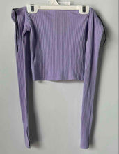 Load image into Gallery viewer, Divided By H&amp;M Womens Purple Long Sleeve Collarless Cropped Blouse Top Size S

