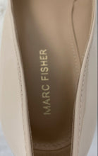 Load image into Gallery viewer, Marc Fisher Womens Caitlin Cream Patent Leather Pointed Toe Pump Heels Size 8M
