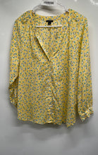 Load image into Gallery viewer, Ann Taylor Womens Yellow Floral Print Long Sleeve Button Front Blouse Top Size M
